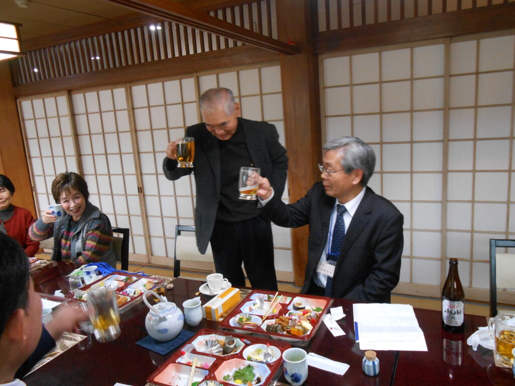 末廣幹事の〆の乾杯